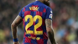 Arturo Vidal, la oferta no aparece